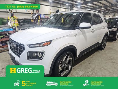 Used 2020 Hyundai Venue SEL w/ Convenience + Premium Package