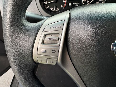 Used 2015 Nissan Altima 2.5 S w/ Power Driver Seat Package FWD image 31