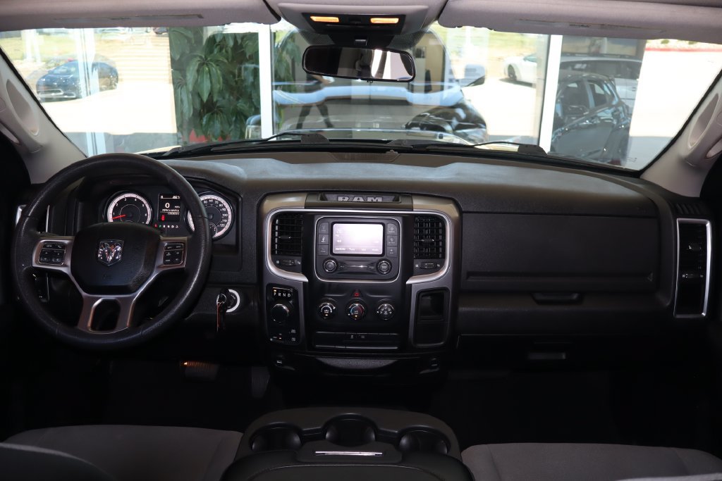 Used 2021 RAM 1500 Classic SLT AWD/4WD image 32