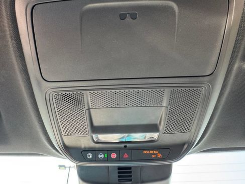 Used 2025 Chevrolet Traverse LT w/ LPO, Floor Liner Package AWD/4WD image 14