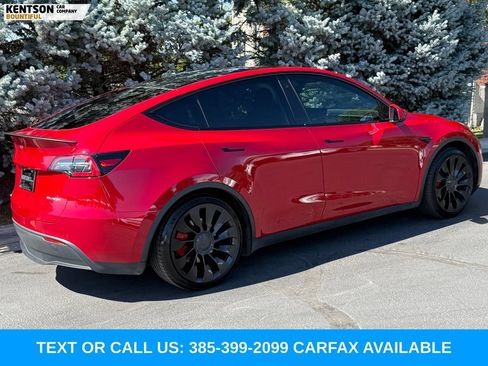 Used 2022 Tesla Model Y Performance AWD/4WD image 9
