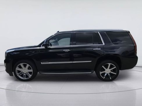 Used 2016 Cadillac Escalade 2WD image 5