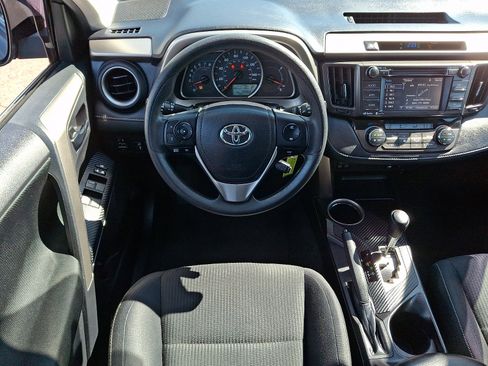 Used 2014 Toyota RAV4 XLE image 11