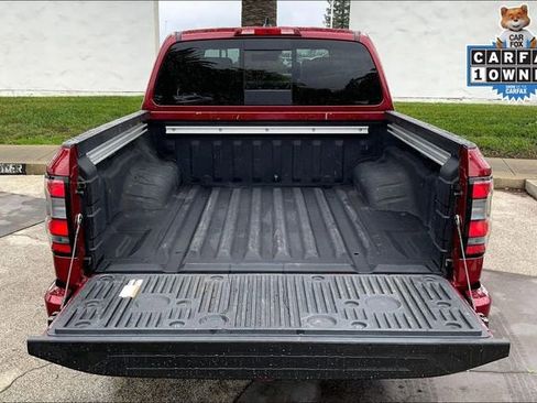 Used 2023 Nissan Frontier SV w/ SV Premium Package image 34