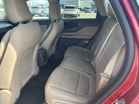 Used 2022 Lincoln Corsair FWD w/ Premium Package image 12