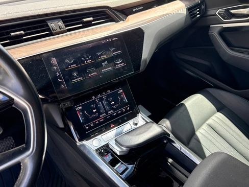 Used 2019 Audi e-tron Premium Plus AWD/4WD image 18