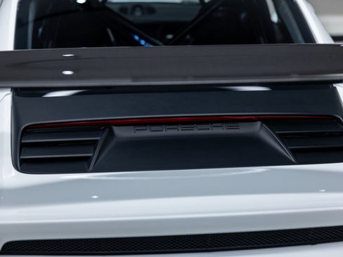 Certified 2019 Porsche 911 GT3 RS RWD image 21
