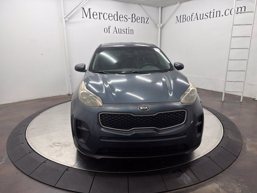 Used 2018 Kia Sportage LX FWD image 2