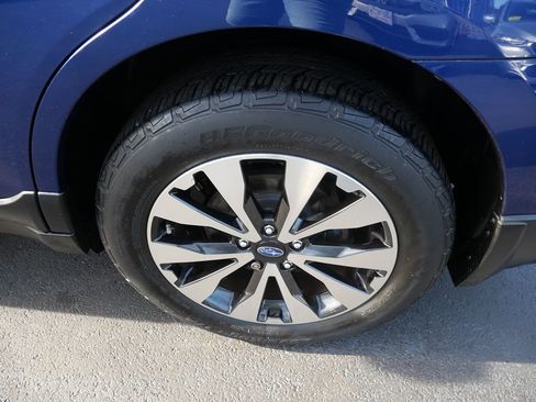 Used 2017 Subaru Outback 2.5i Limited image 33