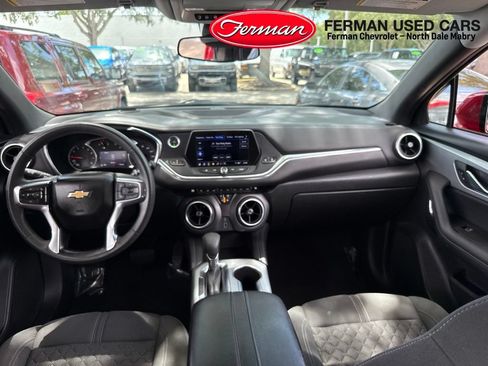 Used 2022 Chevrolet Blazer LT FWD image 5