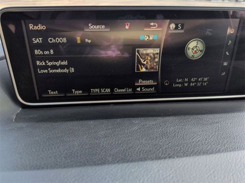 Used 2019 Lexus RX 350 AWD w/ Navigation Package image 24