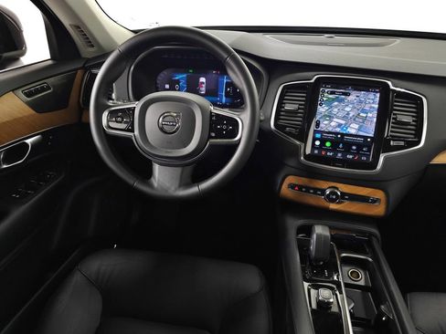 Used 2023 Volvo XC90 B6 Plus w/ Protection Package Premier AWD/4WD image 17