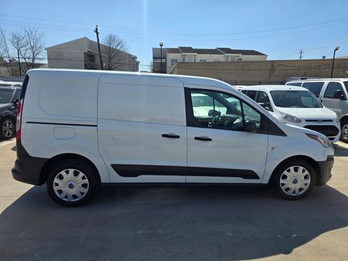 Used 2020 Ford Transit Connect XL image 9