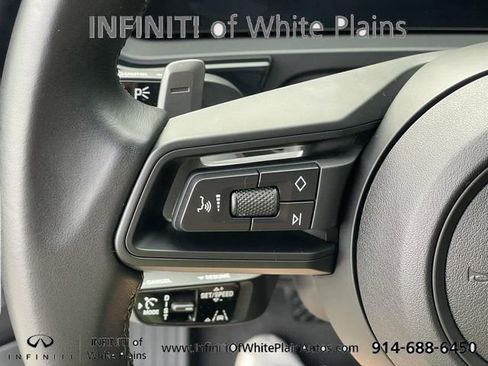Used 2024 Porsche Cayenne AWD/4WD image 16