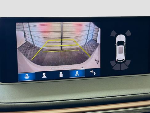 Used 2024 Acura MDX SH-AWD w/ Technology Package image 17