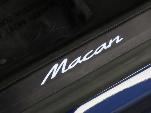 Certified 2025 Porsche Macan Electric RWD image 42