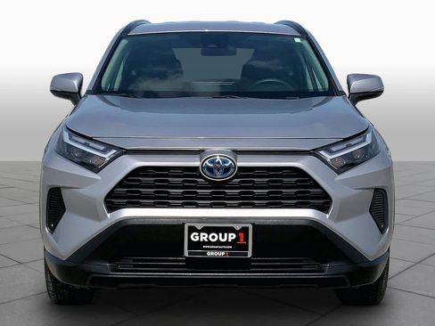 Used 2024 Toyota RAV4 XLE AWD/4WD image 4
