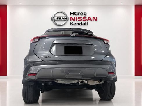 Used 2023 Nissan Kicks S FWD image 2