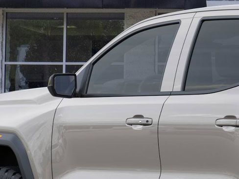 New 2026 GMC Canyon Elevation w/ Convenience Package RWD image 12