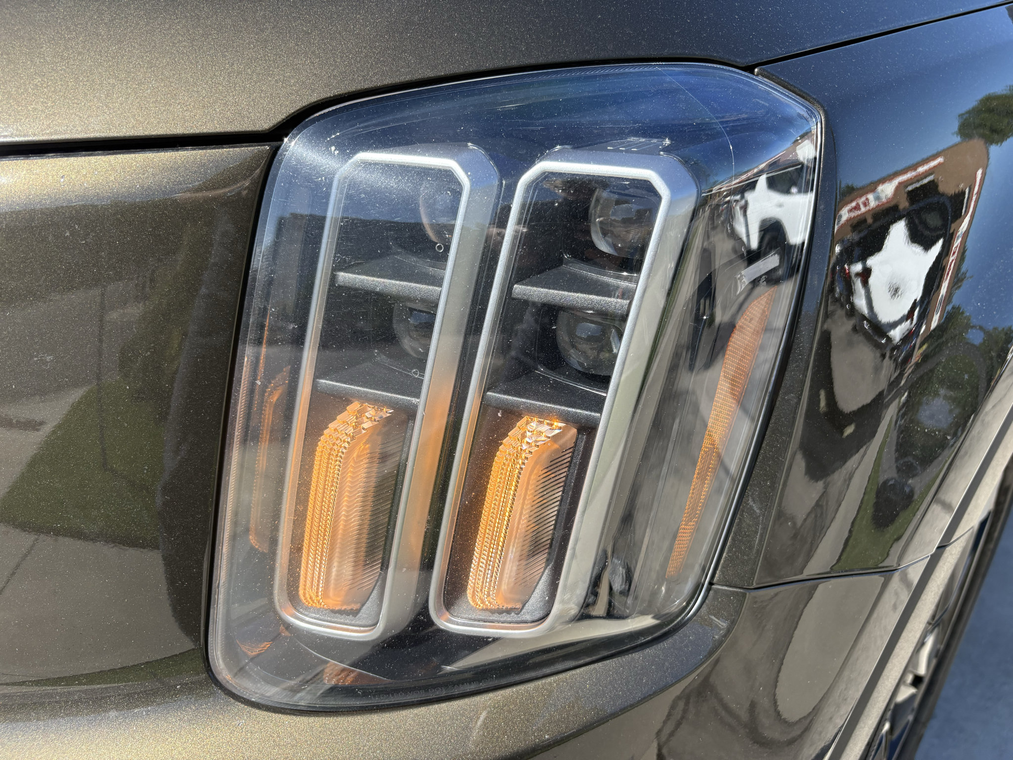 Used 2024 Kia Telluride EX AWD/4WD image 16