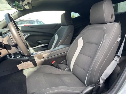 Used 2023 Chevrolet Camaro LT image 14