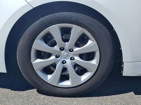 Used 2025 Toyota Corolla LE image 8