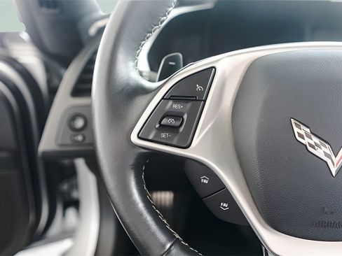 Used 2015 Chevrolet Corvette Z06 w/ 3LZ Preferred Equipment Group image 10