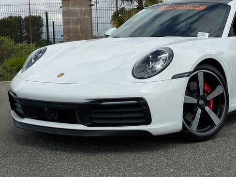 Used 2024 Porsche 911 Carrera S RWD image 3
