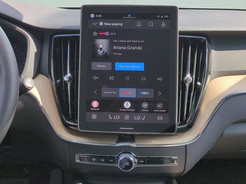 New 2026 Volvo XC60 B5 Plus AWD/4WD image 13