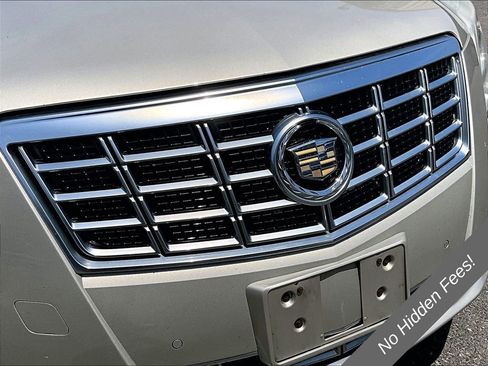 Used 2013 Cadillac XTS Luxury w/ Driver Awareness Package FWD image 25