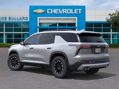 New 2026 Chevrolet Traverse Z71 w/ Driver Confidence Package AWD/4WD image 3