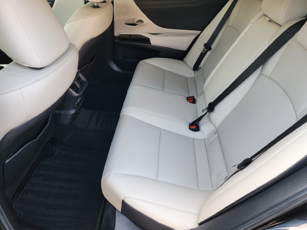 Certified 2025 Lexus ES 350 w/ Premium Package FWD image 30