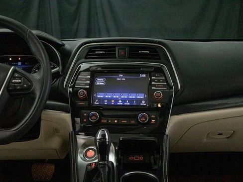 Used 2023 Nissan Maxima Platinum FWD image 23
