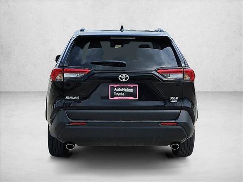 Used 2024 Toyota RAV4 XLE AWD/4WD image 7