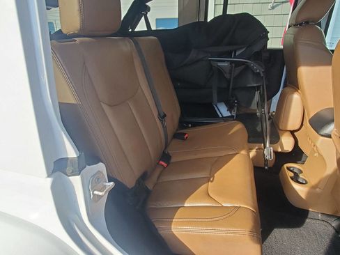 Used 2015 Jeep Wrangler Unlimited Sahara w/ Dual Top Group image 11