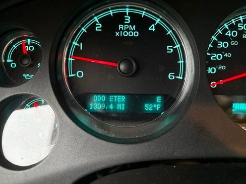 Used 2013 Chevrolet Tahoe LT image 21