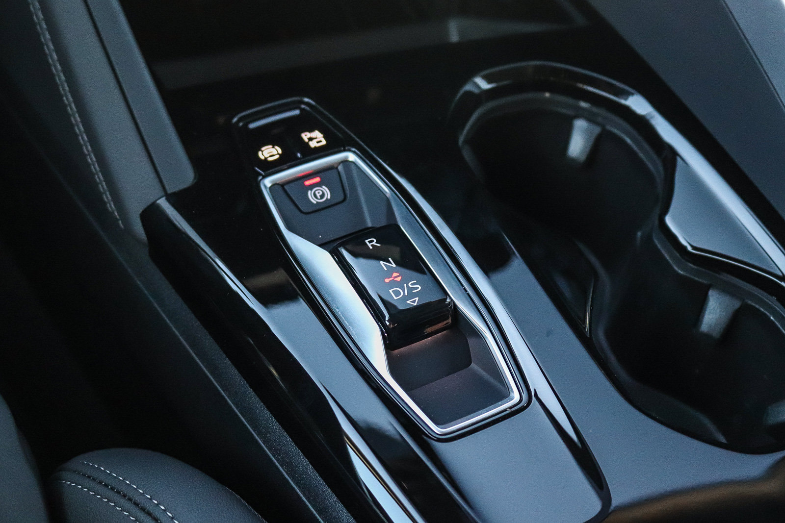 Certified 2025 Audi Q5 Prestige AWD/4WD image 25