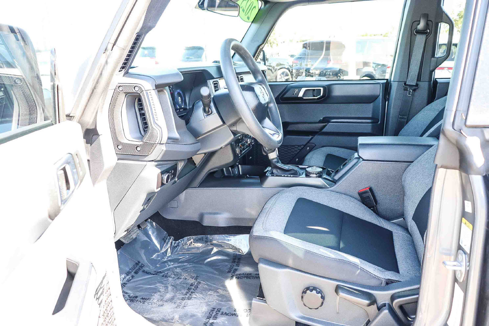 Used 2025 Ford Bronco 4-Door AWD/4WD image 21