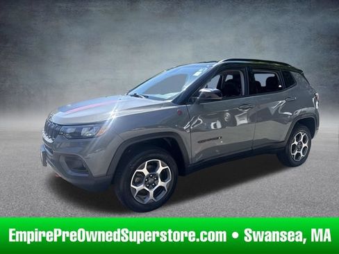 Used 2022 Jeep Compass Trailhawk AWD/4WD image 1