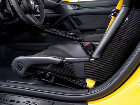 Used 2022 Porsche 911 Carrera GTS w/ Premium Package image 18