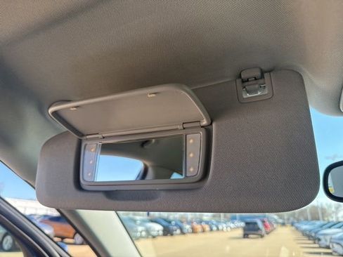 Used 2020 Chevrolet Equinox Premier image 32