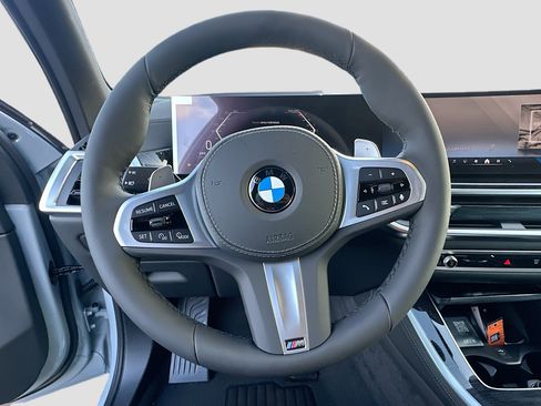 New 2026 BMW X5 sDrive40i w/ M Sport Package RWD image 7