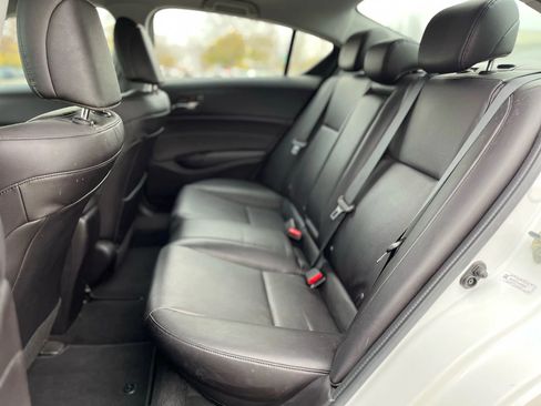 Used 2018 Acura ILX image 11