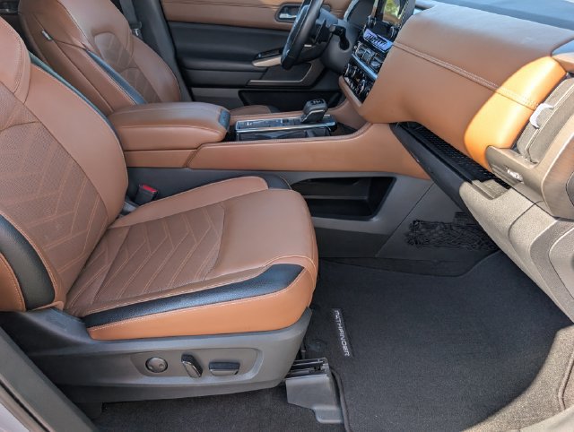 Used 2024 Nissan Pathfinder Platinum w/ Cargo Package FWD image 29