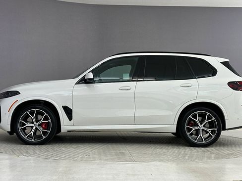 Certified 2024 BMW X5 xDrive40i w/ M Sport Package AWD/4WD image 2