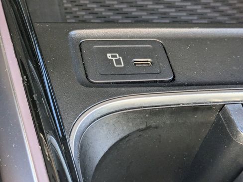 Certified 2023 Mercedes-Benz EQB 250+ w/ Exclusive Package image 8