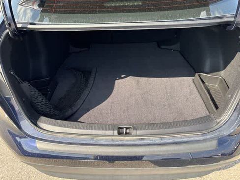 Used 2025 Toyota Corolla LE FWD image 25