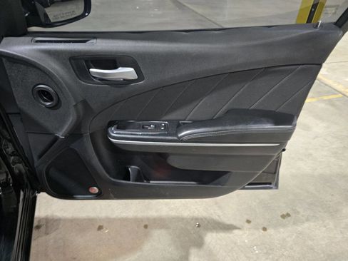 Used 2015 Dodge Charger SXT w/ Rallye Group image 30