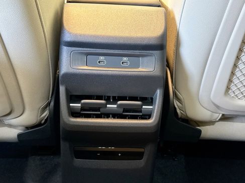 New 2026 Audi Q3 quattro 2.0T AWD/4WD image 23