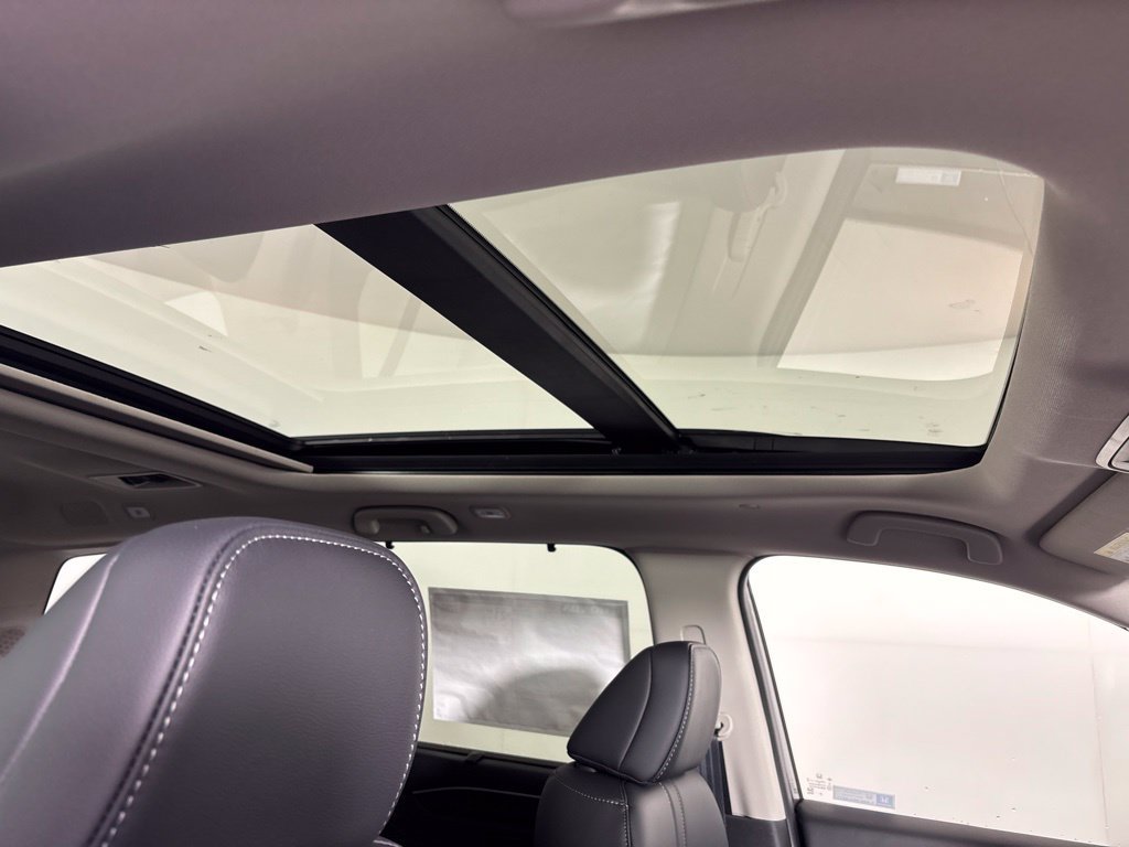 New 2026 Honda Pilot Touring image 12